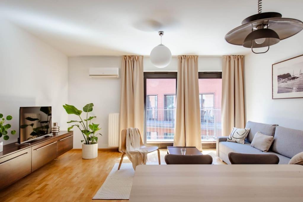 Wygodny Apartament Przy Dworcu Krakow Ngoại thất bức ảnh