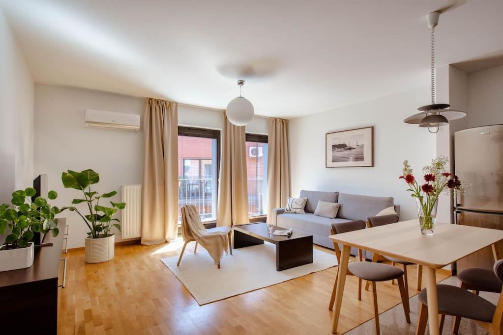 Wygodny Apartament Przy Dworcu Krakow Ngoại thất bức ảnh
