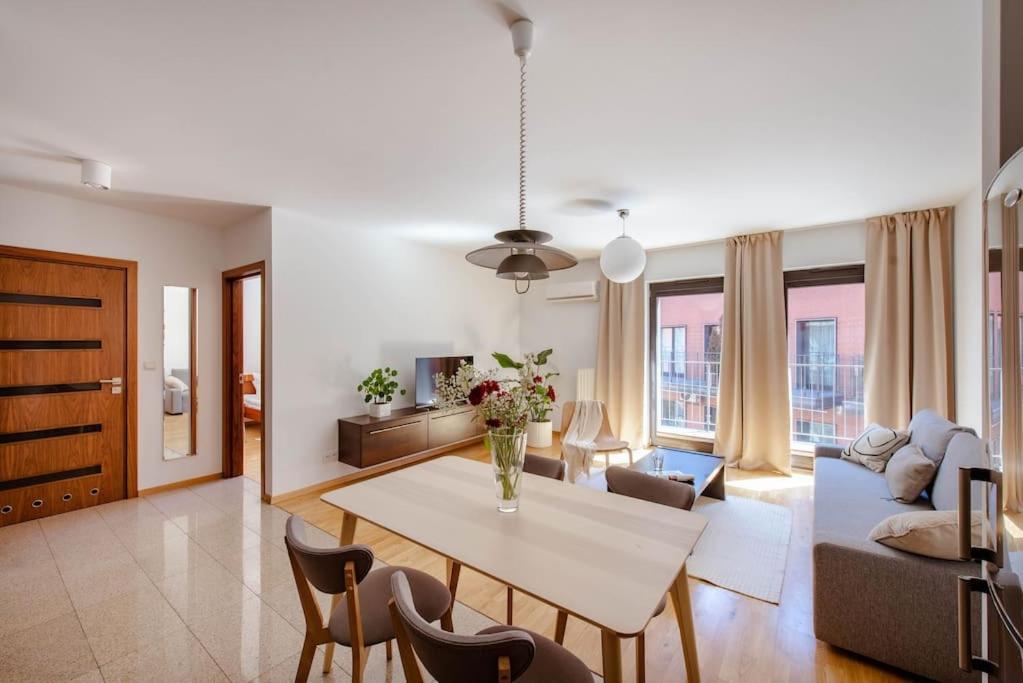 Wygodny Apartament Przy Dworcu Krakow Ngoại thất bức ảnh