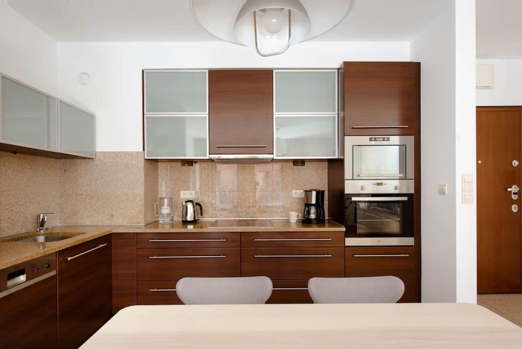 Wygodny Apartament Przy Dworcu Krakow Ngoại thất bức ảnh