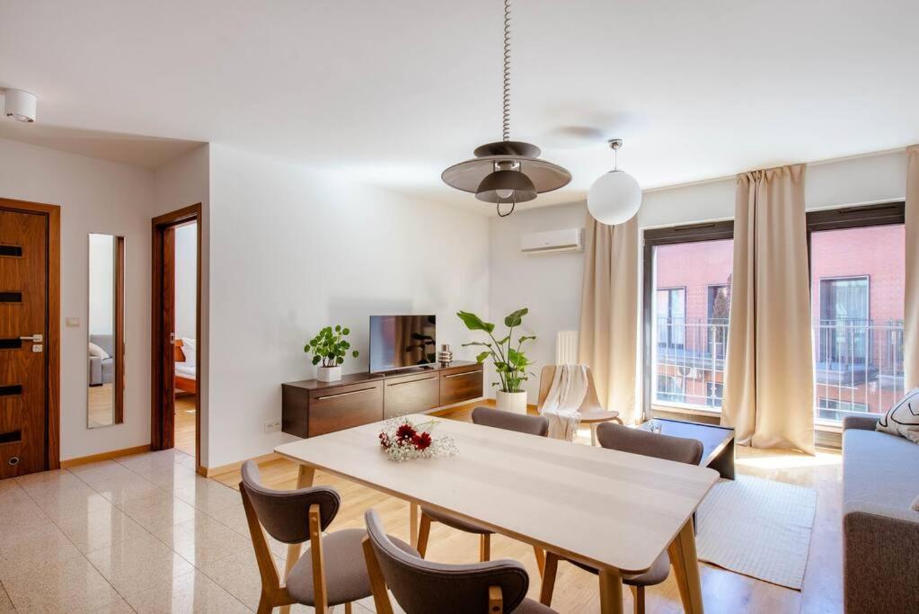 Wygodny Apartament Przy Dworcu Krakow Ngoại thất bức ảnh
