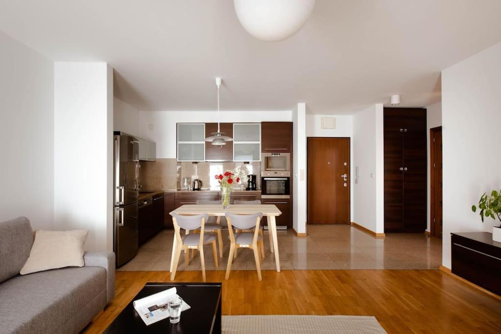 Wygodny Apartament Przy Dworcu Krakow Ngoại thất bức ảnh
